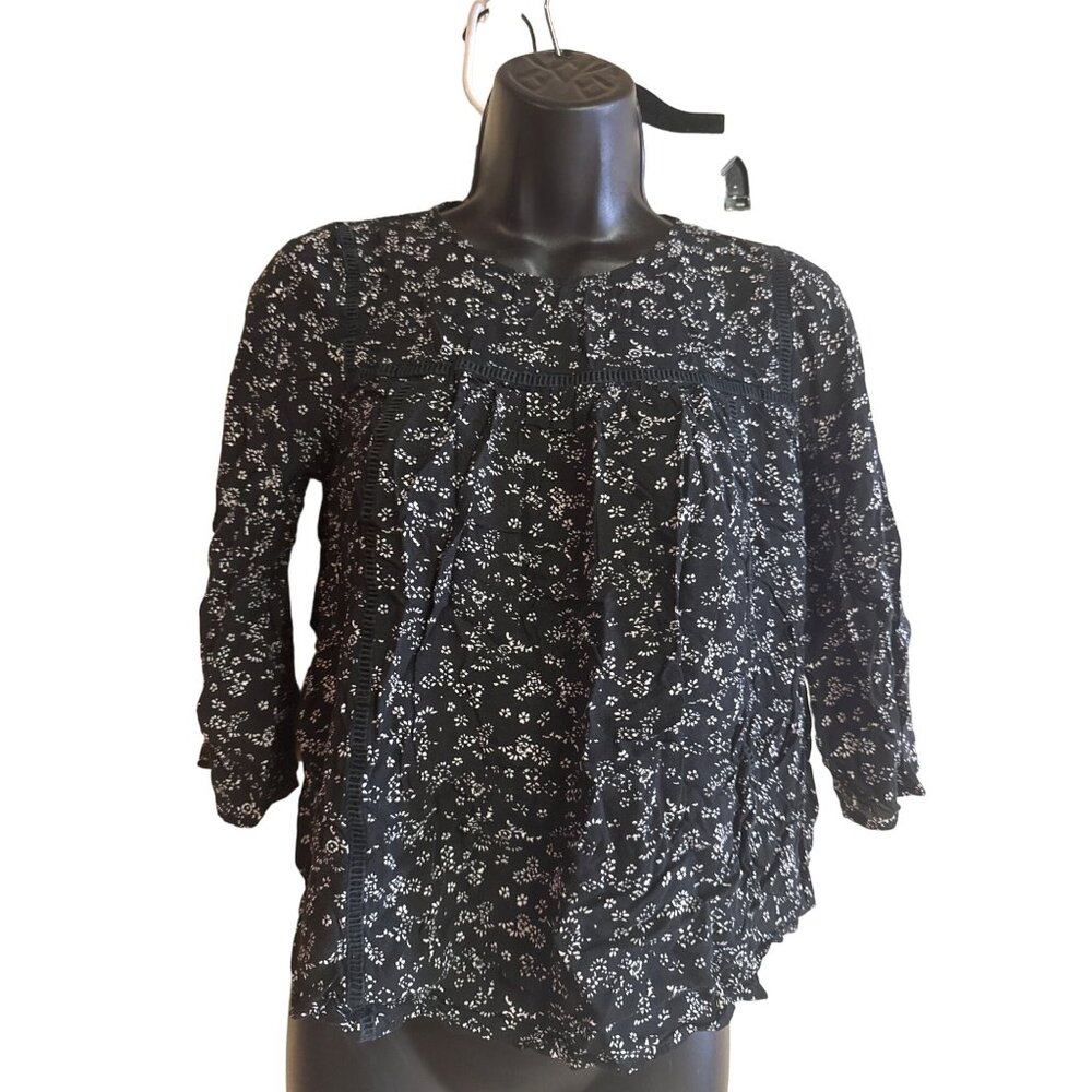 Old Navy Womens XS Floral Black & White Long Sleeve Blouse With Button Up Back